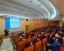 员工在商务培训中如何学习将社会责任融入业务决策
